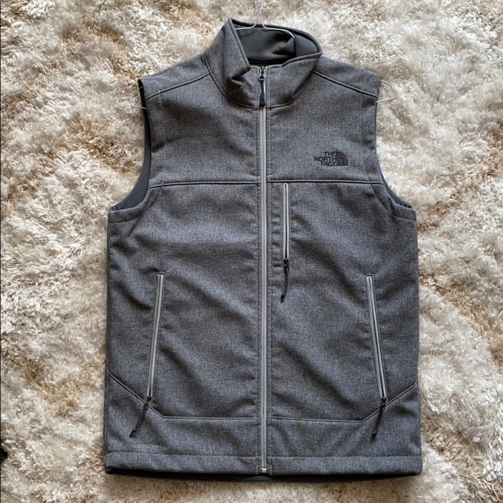 Grey North Face Vest w/ Windwall Exterior